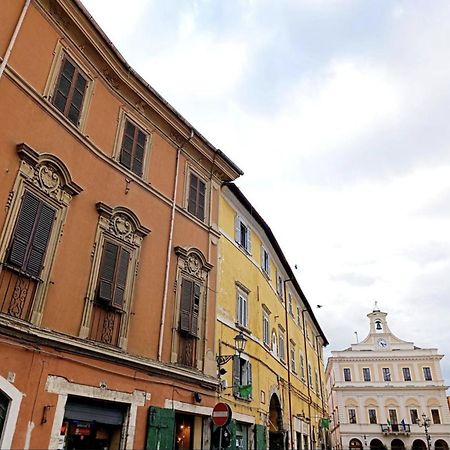 Dimora Palazzo Morelli 奇维塔卡斯提亚 外观 照片